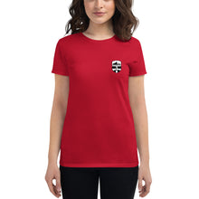 Load image into Gallery viewer, Savoie Paddle Club Women T-Shirt - BW logo
